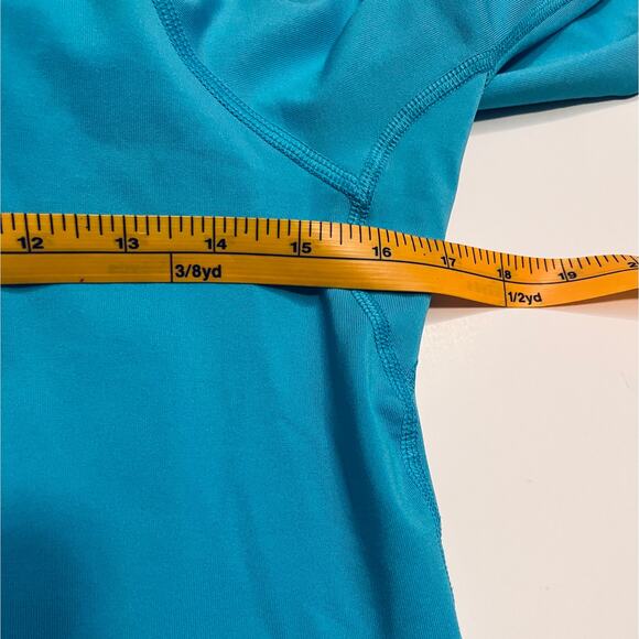 Nike Pro pullover - Picture 6 of 7